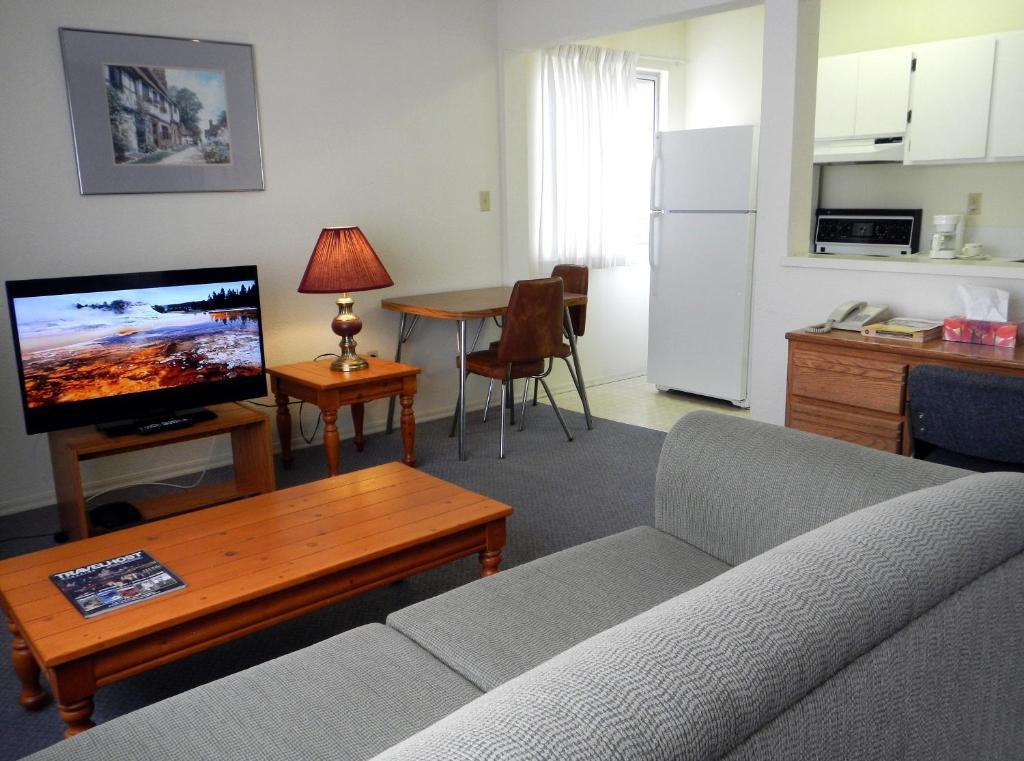 Mayfair Motel Вікторія Екстер'єр фото