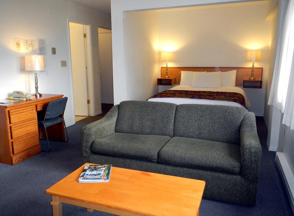 Mayfair Motel Вікторія Екстер'єр фото
