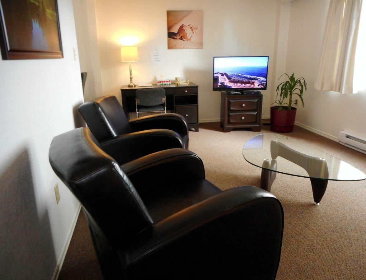 Mayfair Motel Вікторія Екстер'єр фото