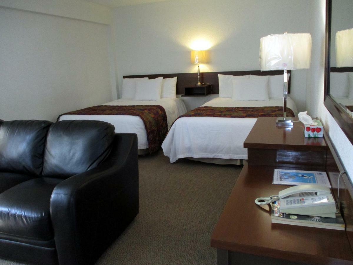 Mayfair Motel Вікторія Екстер'єр фото